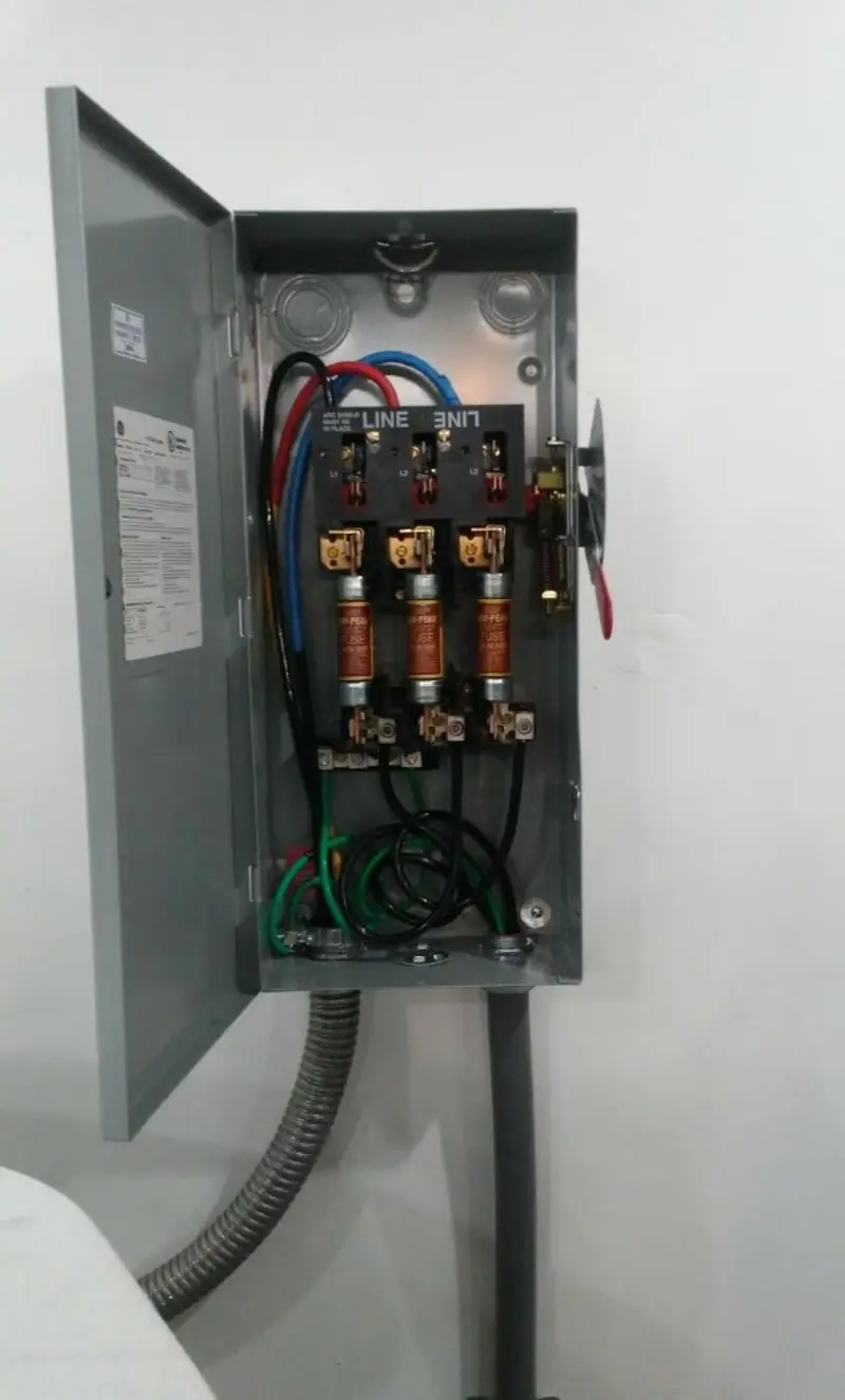 Three-phase disconnect switch installed for Electrical Wiring & Rewiring in Clover Creek